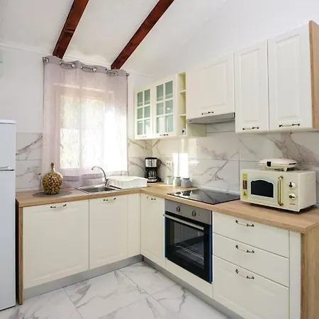 Family-friendly With Swimming Pool Orebic, Peljesac - 20576 * אורביץ