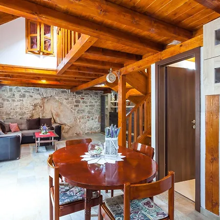 דירה Family-friendly With Swimming Pool Orebic, Peljesac - 20576 אורביץ