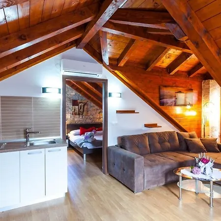 Family-friendly With Swimming Pool Orebic, Peljesac - 20576 אורביץ